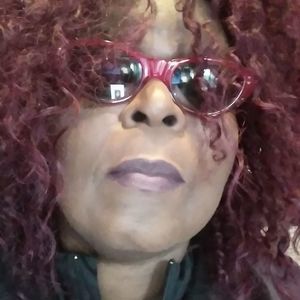 Meet your Posher, Gwendolyn